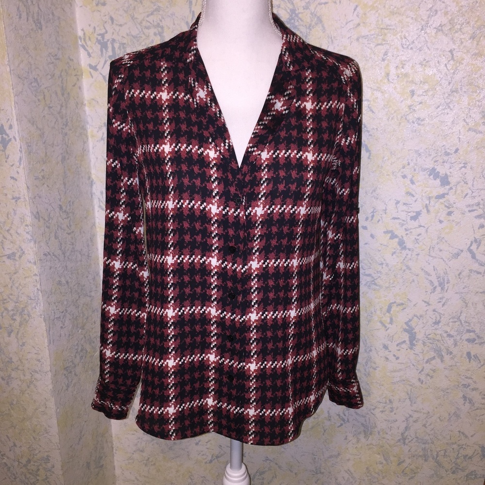 Express XS  Long Sleeve Blouse NWT Red Black Wht